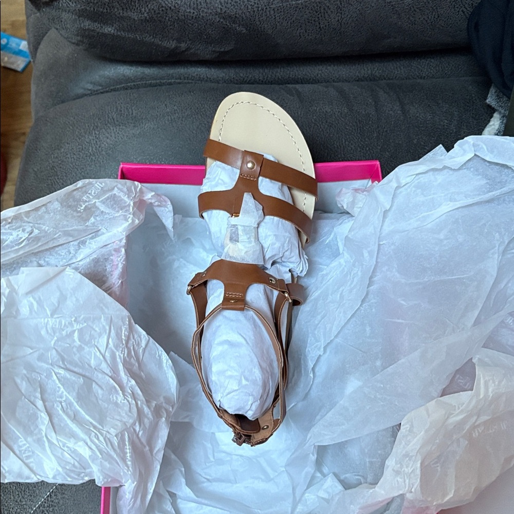 JustFab Brown and Cream Sandals